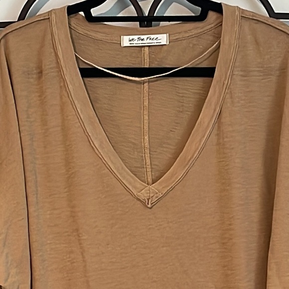 FREE PEOPLE WE THE FREE BATWING SLEEVE TEE TAN SIZE SMALL - Picture 2 of 10